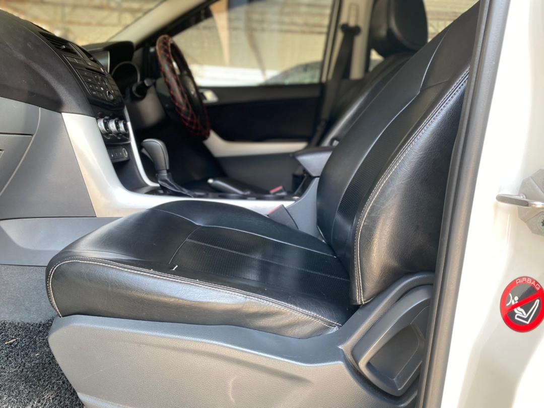 JSU8149 MAZDA BT-50 2.2 (A)