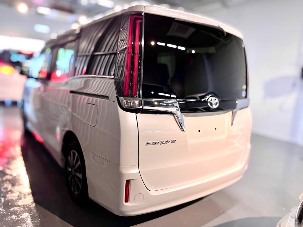 UNREGISTER TOYOTA ESQUIRE 2.0