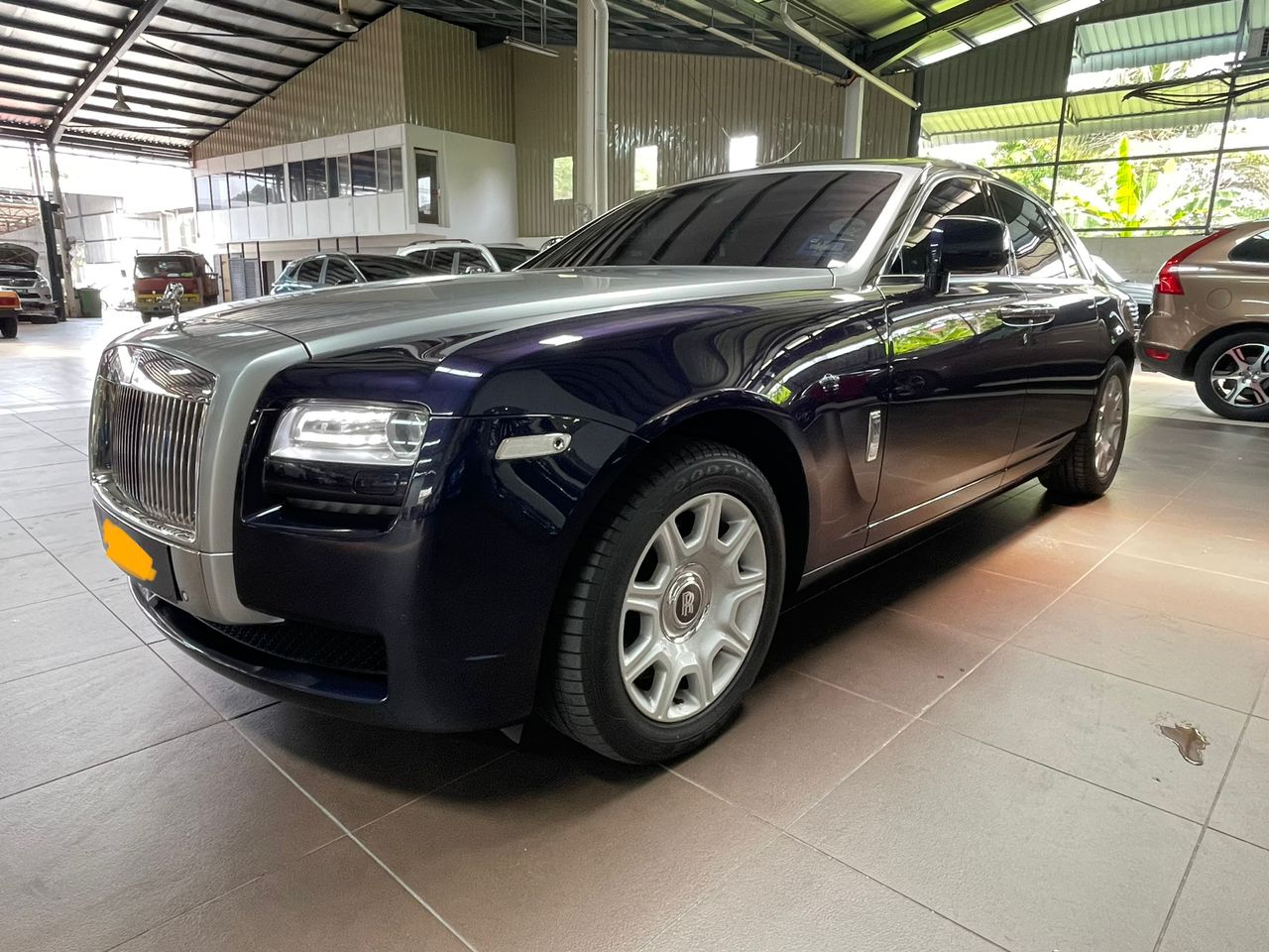 ROLLS ROYCE GHOST 6.6 V12 (A)