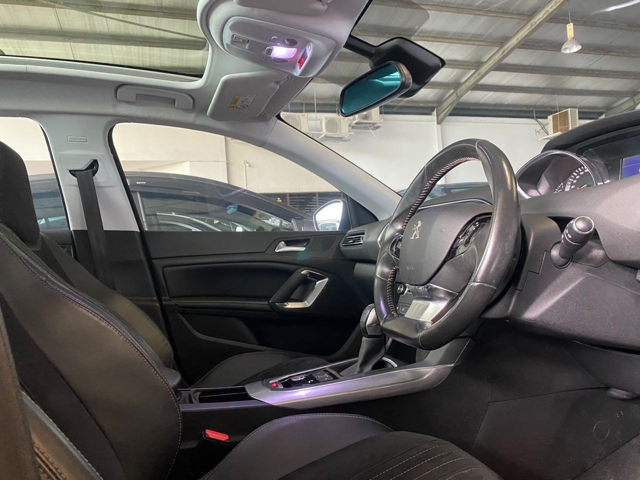 WB9596Q Peugeot 308 1.6