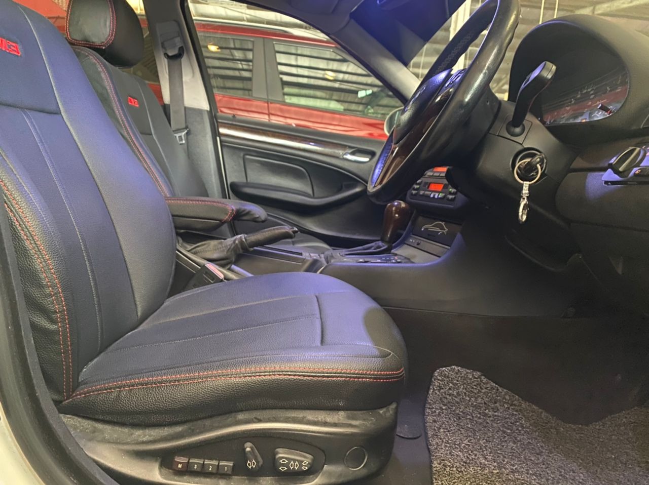 WPD5338 BMW 325I (A)