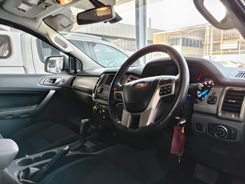 JRQ3090 FORD RANGER 2.2L XLT 4WD AT