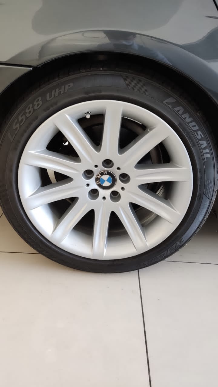 JRW750 BMW 735i