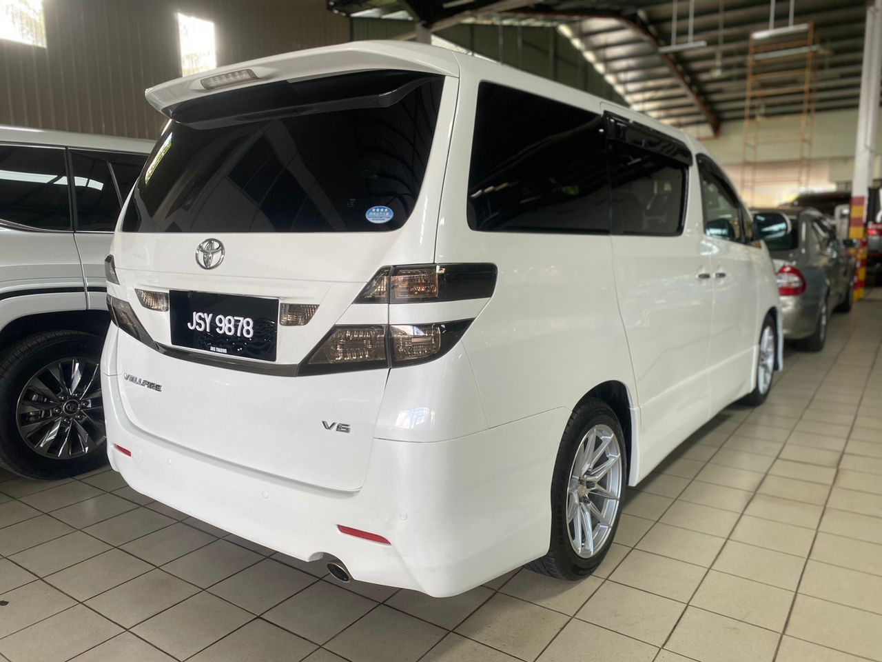 JSY9878 TOYOTA VELLFIRE 3.5 WELCAB