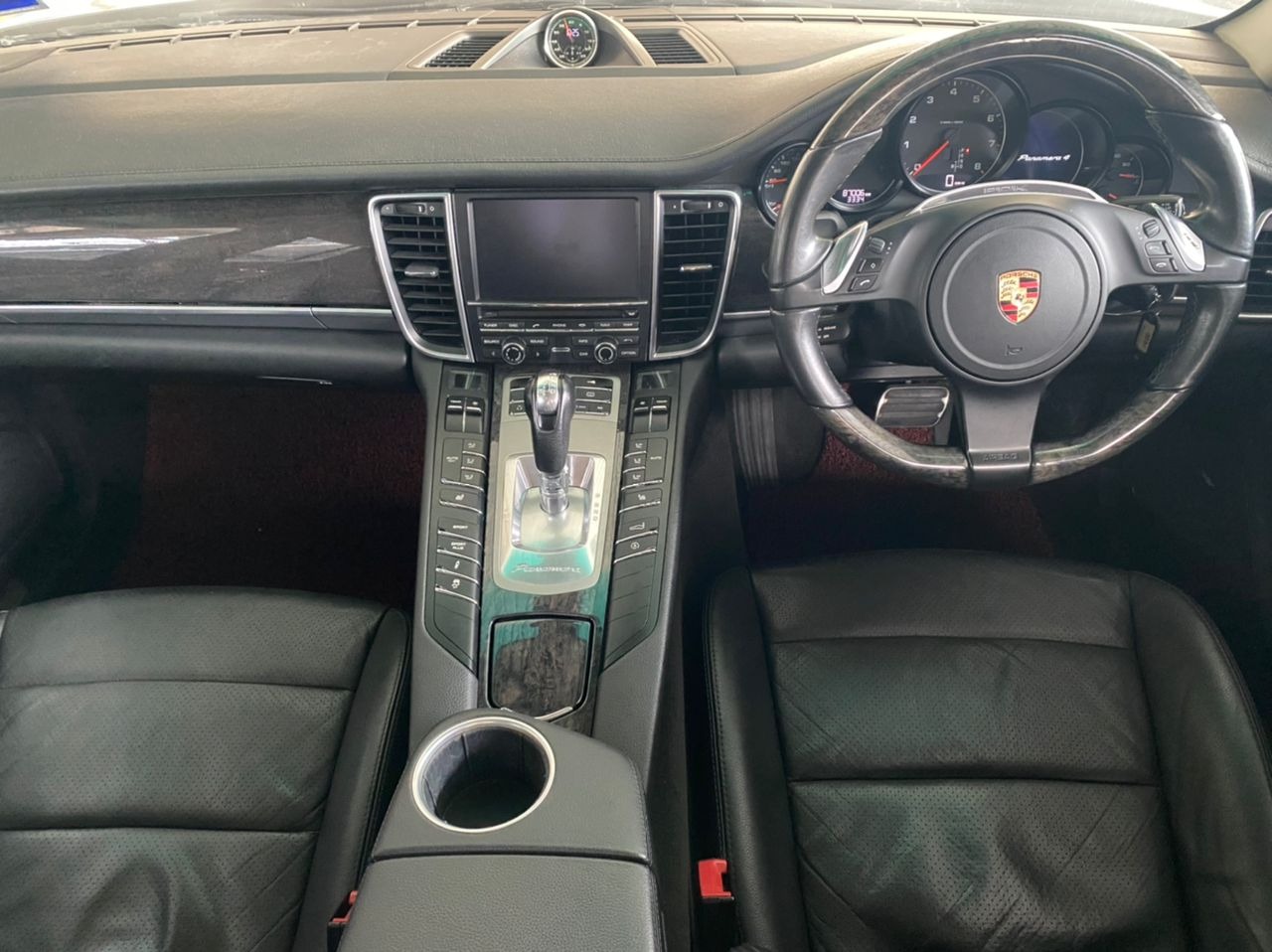 (WB7P) WITHOUT NO PORSCHE PANAMERA 3.6