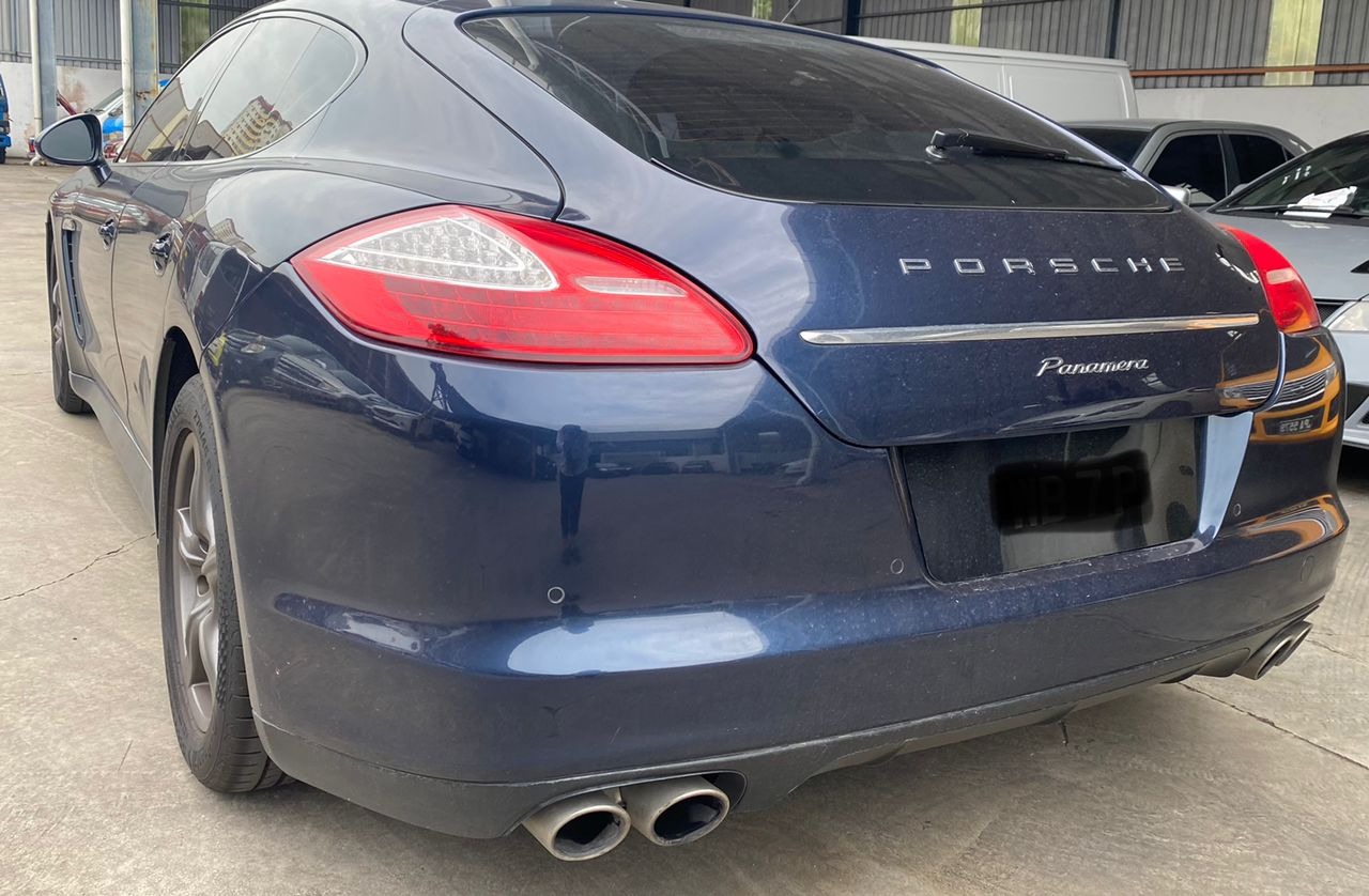 (WB7P) WITHOUT NO PORSCHE PANAMERA 3.6