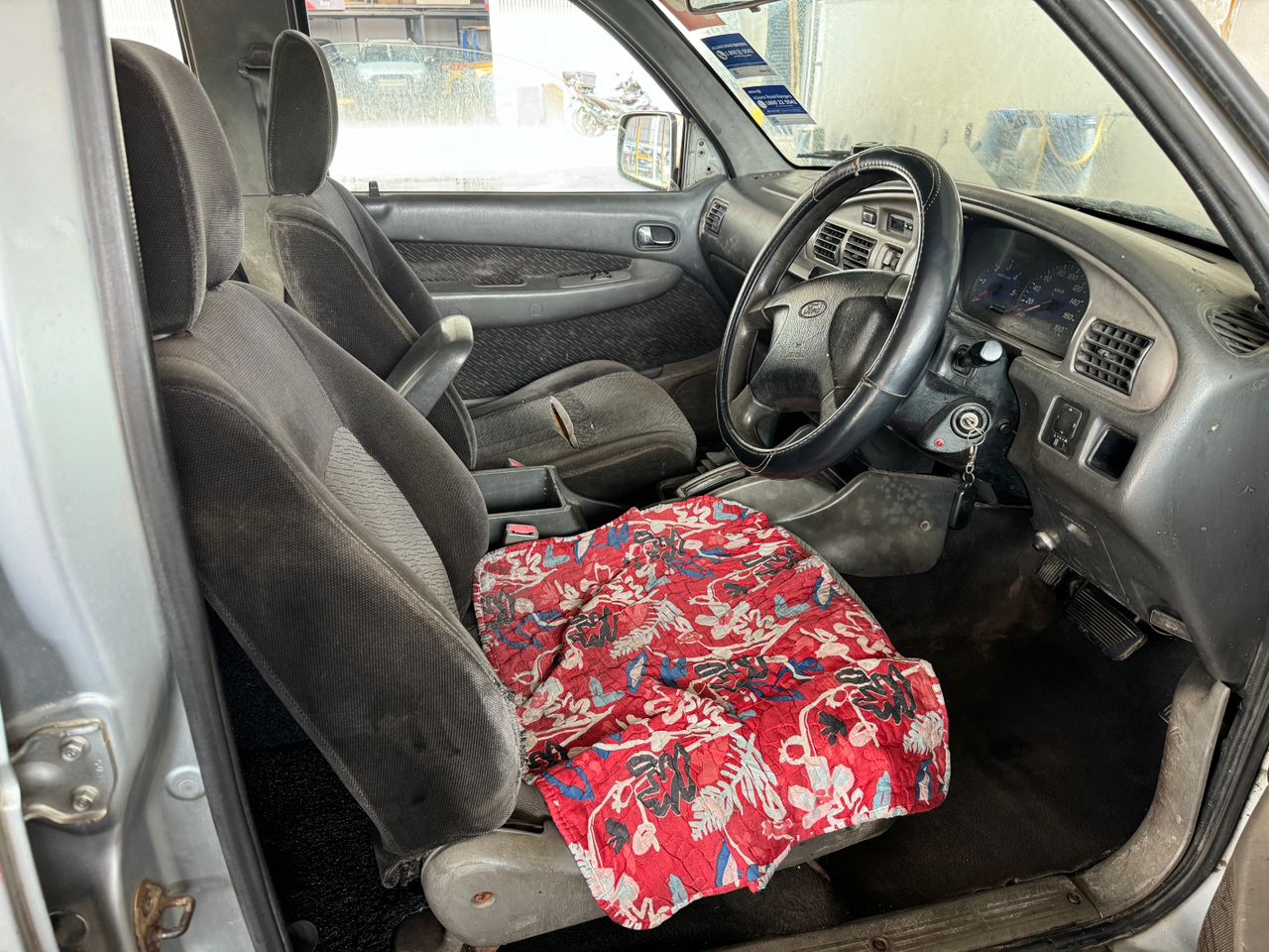JHH7899 FORD RANGER 2.5 (A)