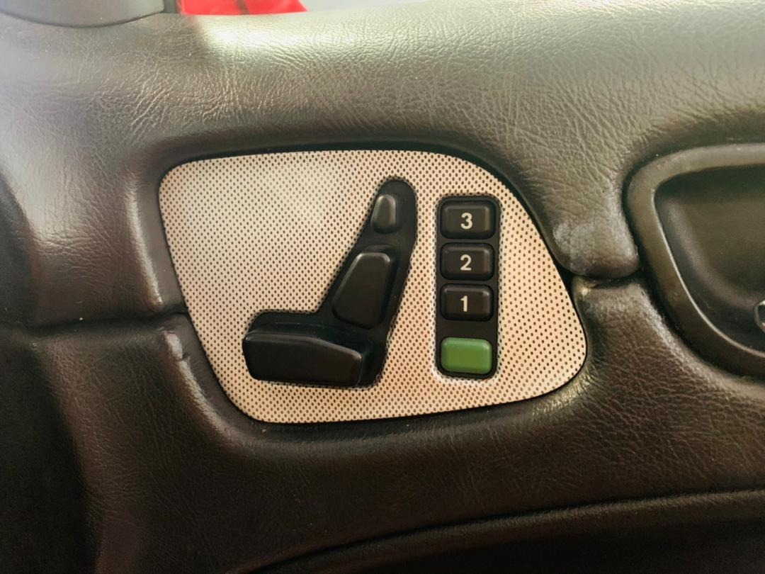 MERCEDES BENZ CLK230