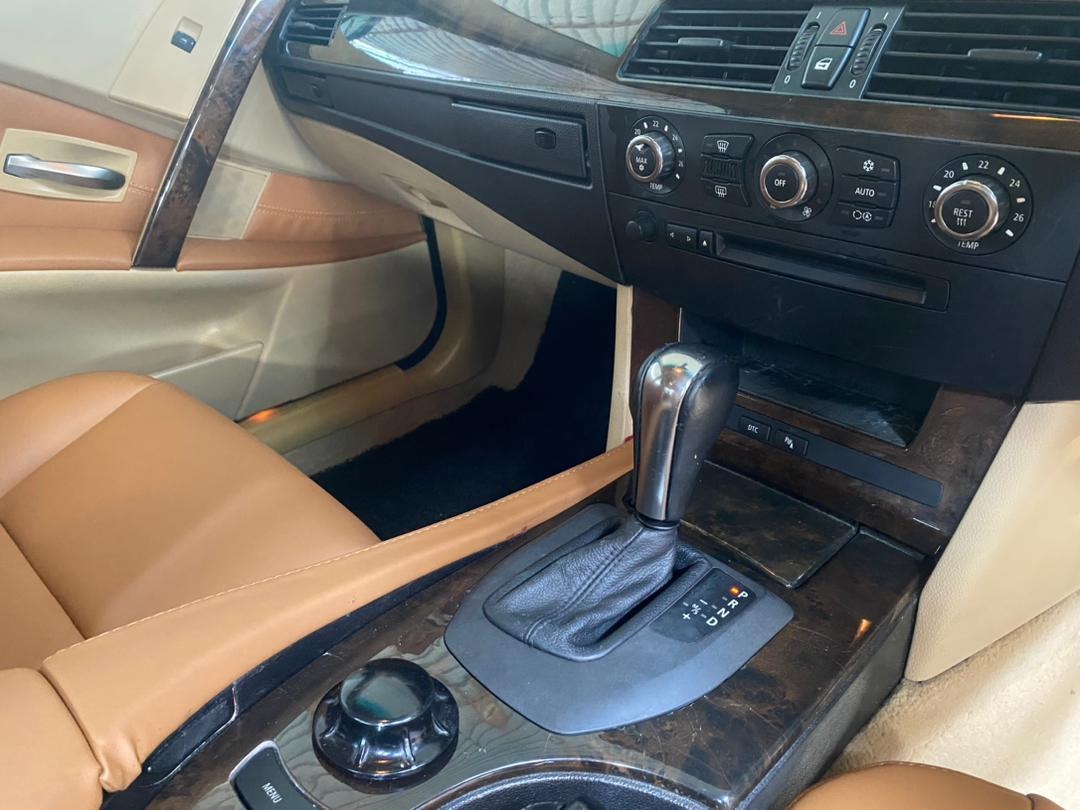 SYT5448 BMW 520I