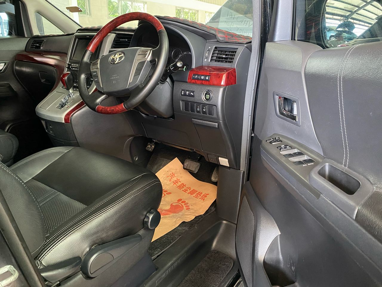 VHW161 TOYOTA VELLFIRE 2.4 (A)