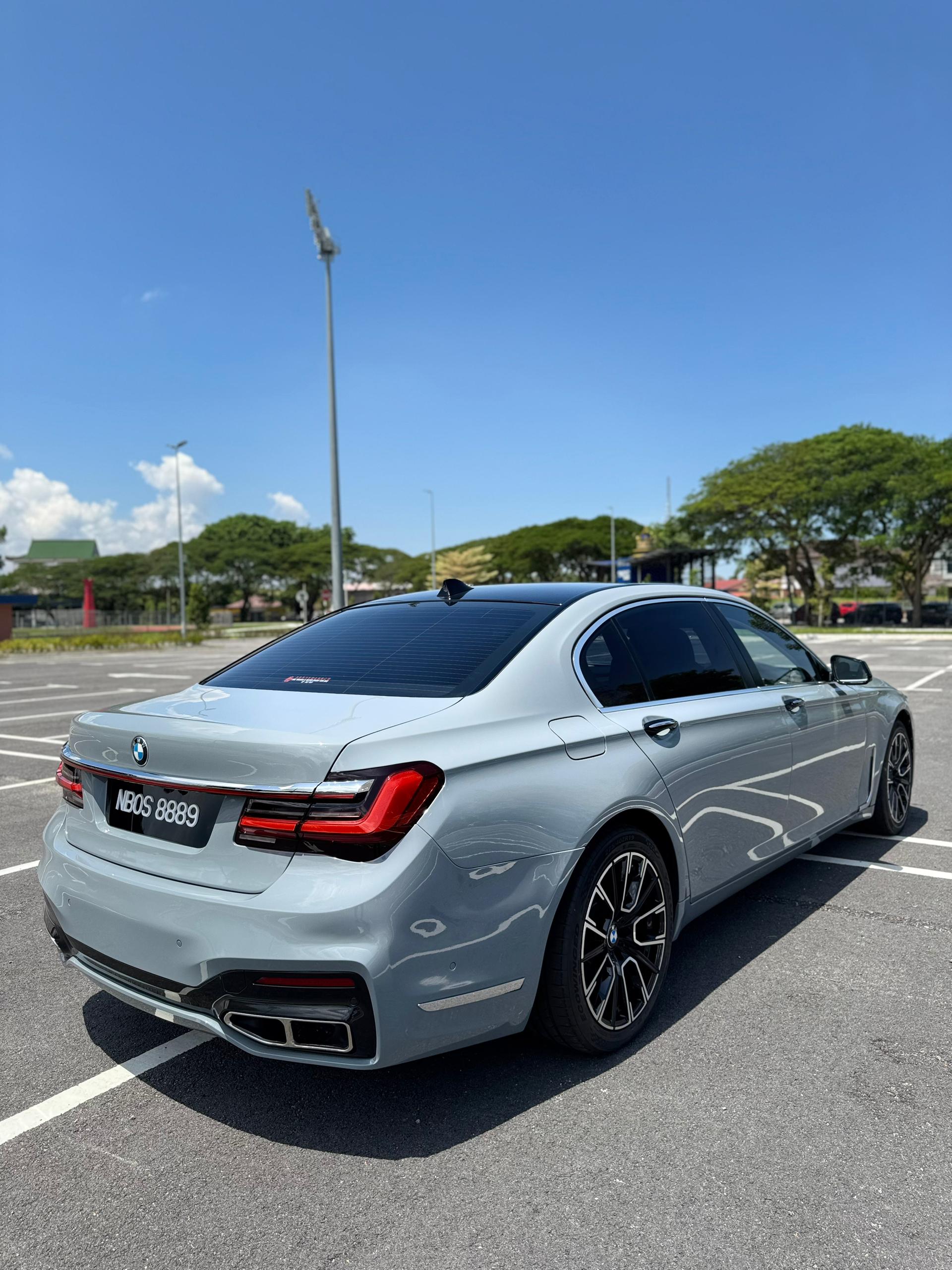 NBOS8889 BMW 740LI