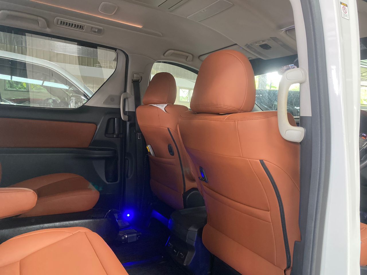 JSY9878 TOYOTA VELLFIRE 3.5 WELCAB