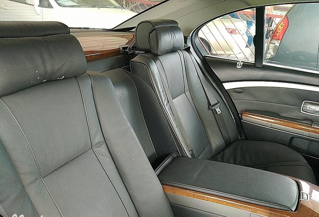VAR9958 BMW 730LI LIMOUSINE (A)