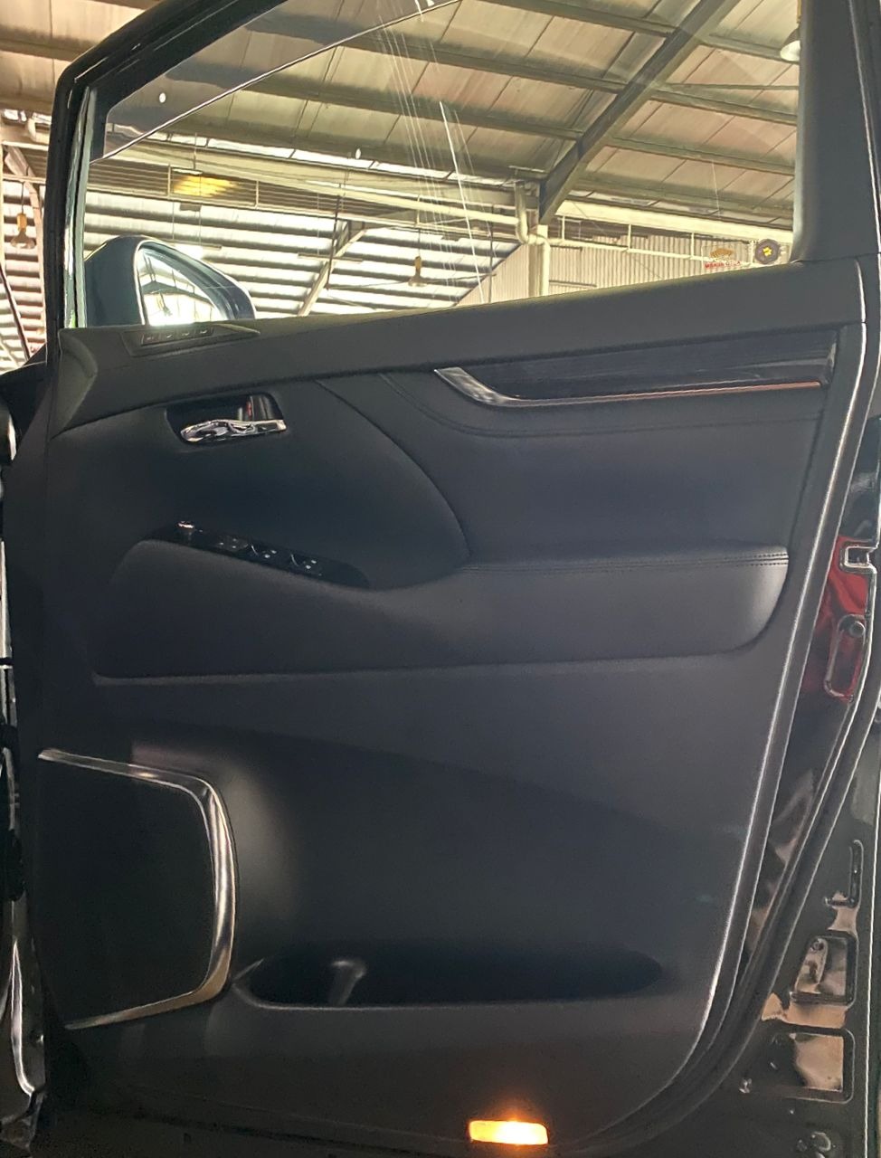 TOYOTA VELLFIRE ZG