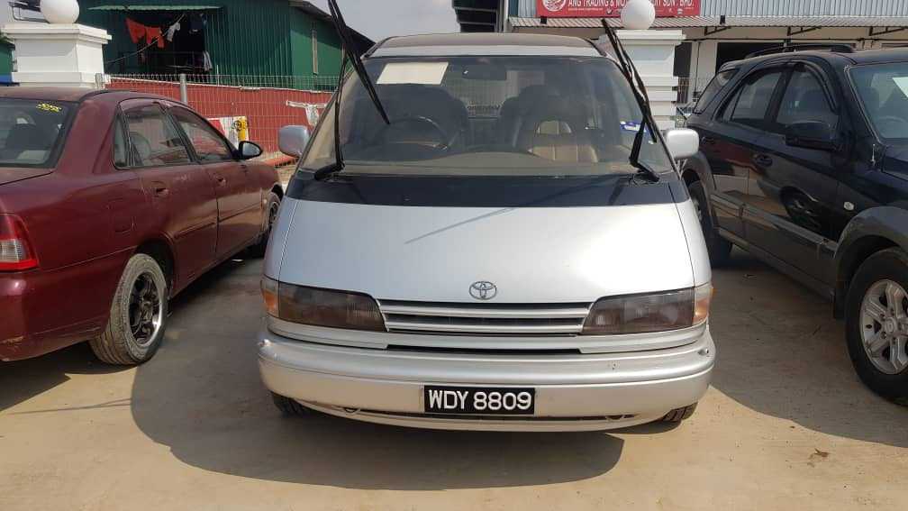 TOYOTA ESTIMA 2.4