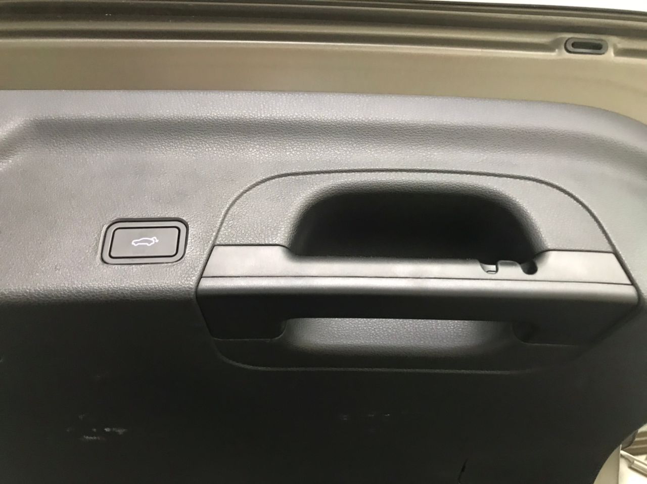 VFG9425 PROTON X70 1.8 (A)