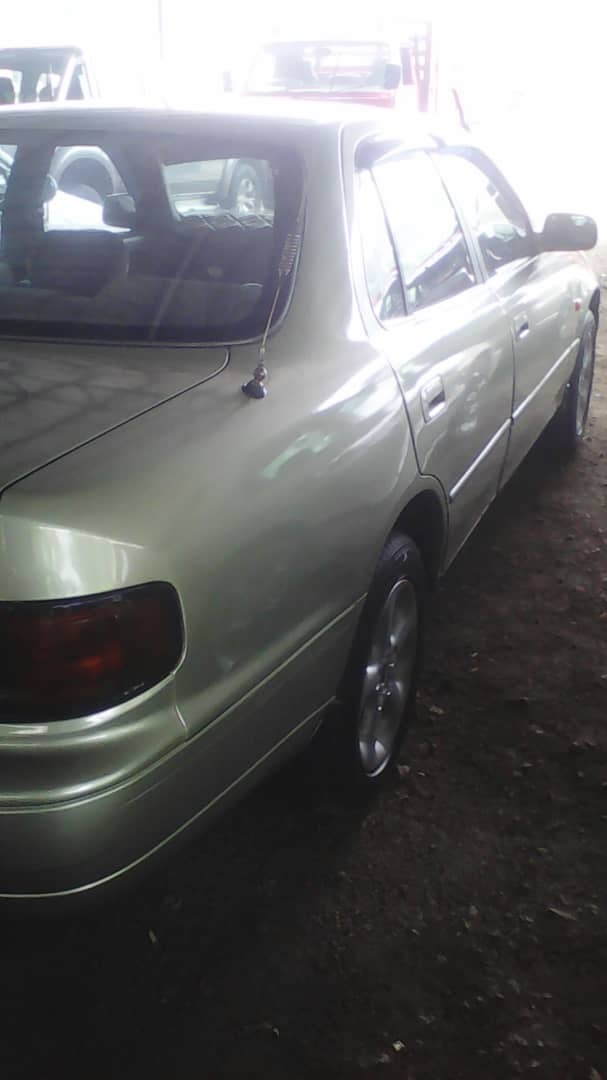 Toyota camry 2.2