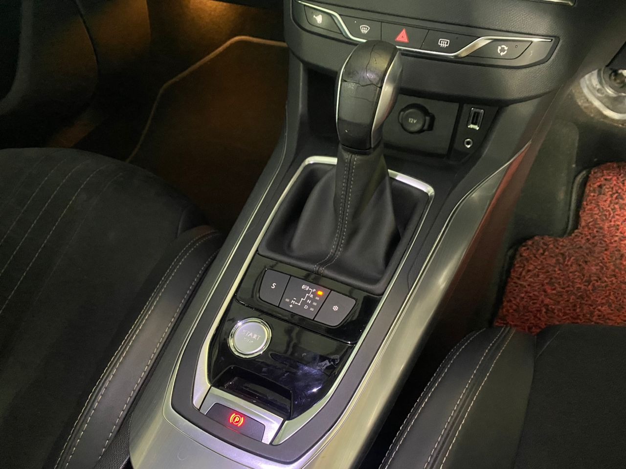 WB9596Q Peugeot 308 1.6