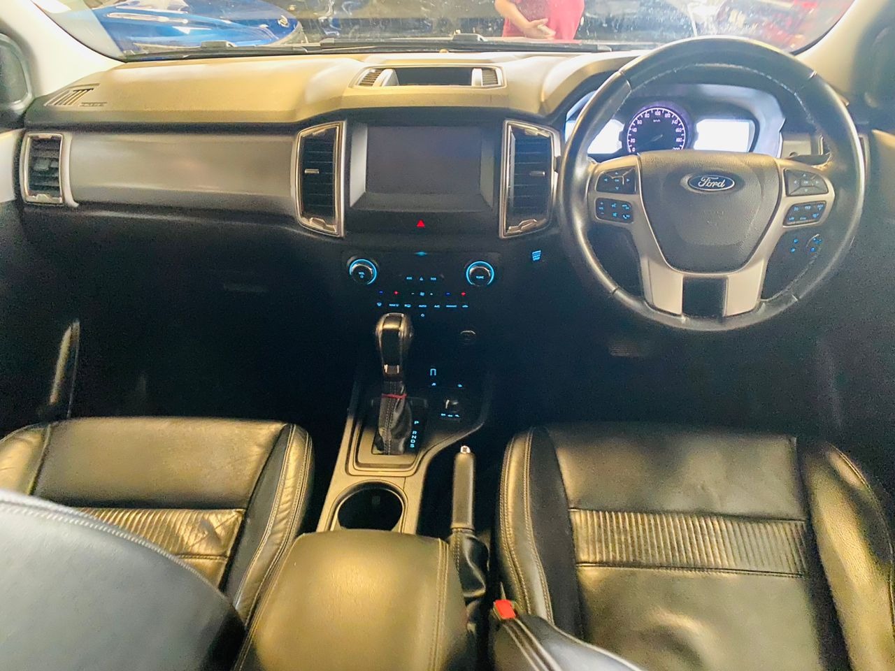 JVY8856 FORD RANGER XLT 2.0 (A)