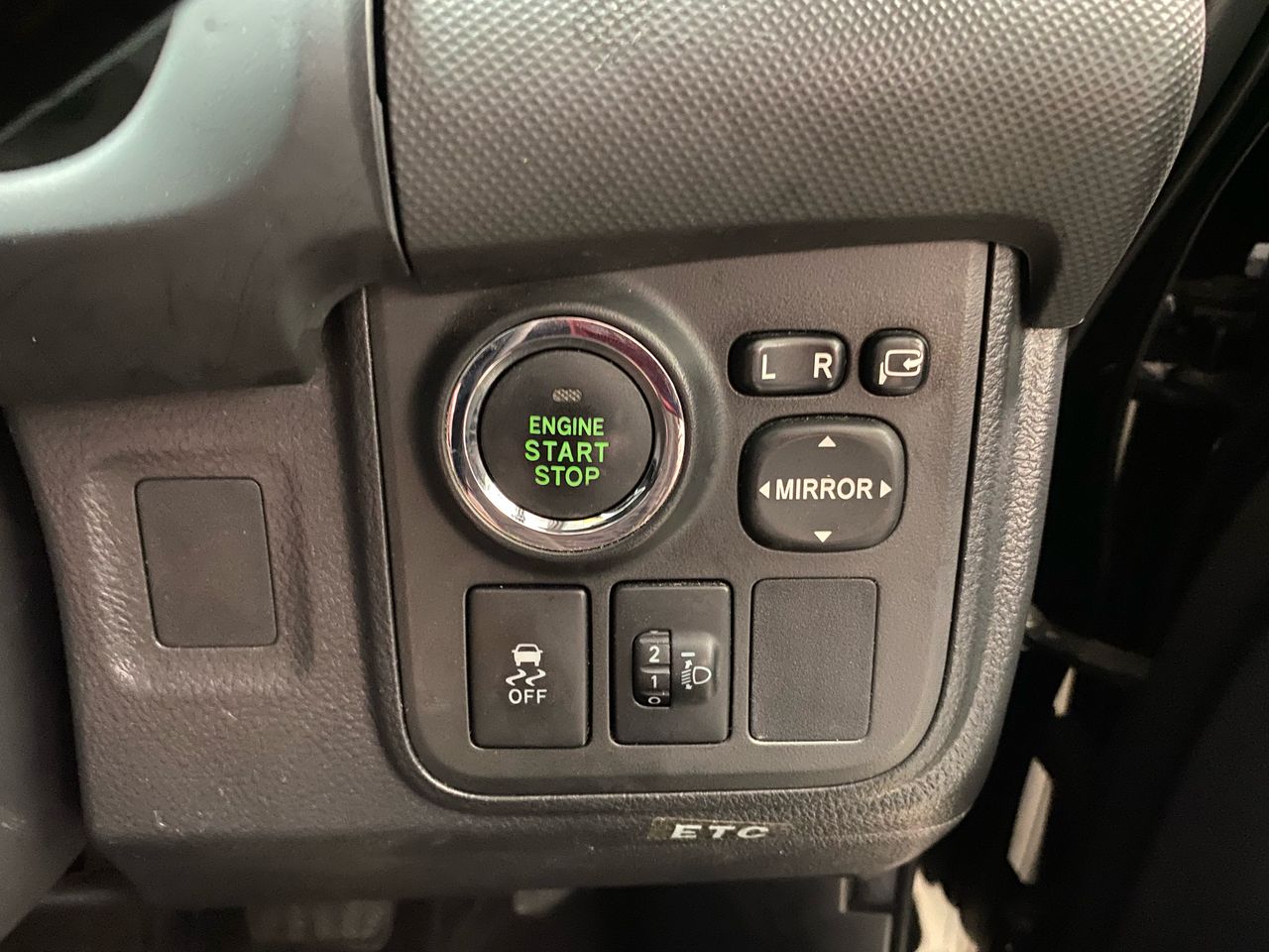 TOYOTA WISH 1.8X 4WD