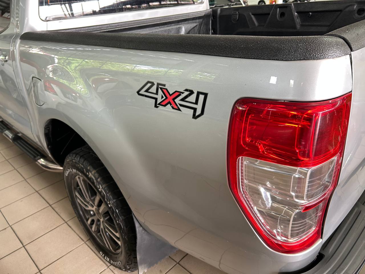FORD RANGER 2.2L XLT