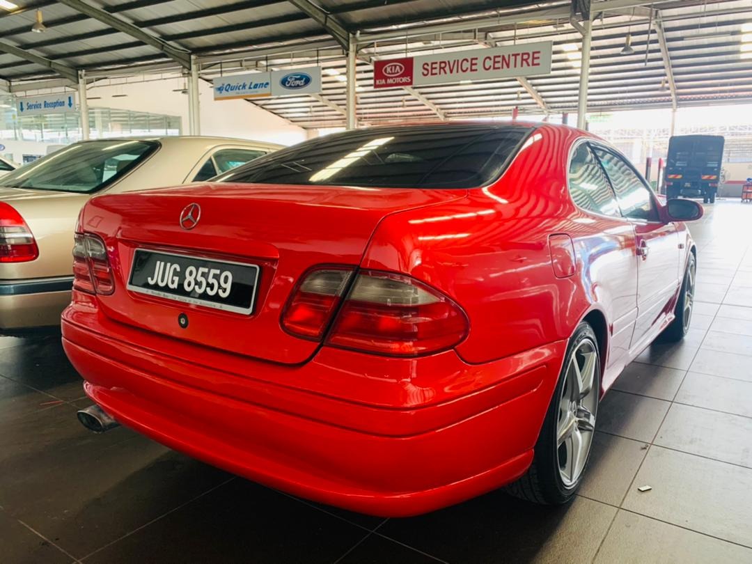 MERCEDES BENZ CLK230