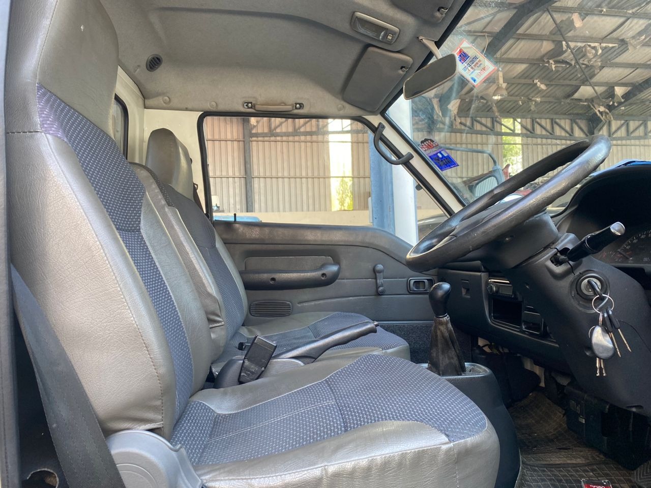 WYJ6963 INOKOM LORIMAS