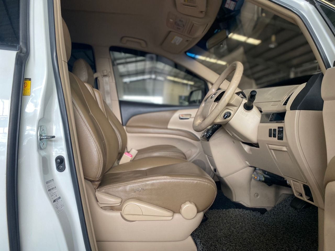 JTM4454 TOYOTA ESTIMA 2.4