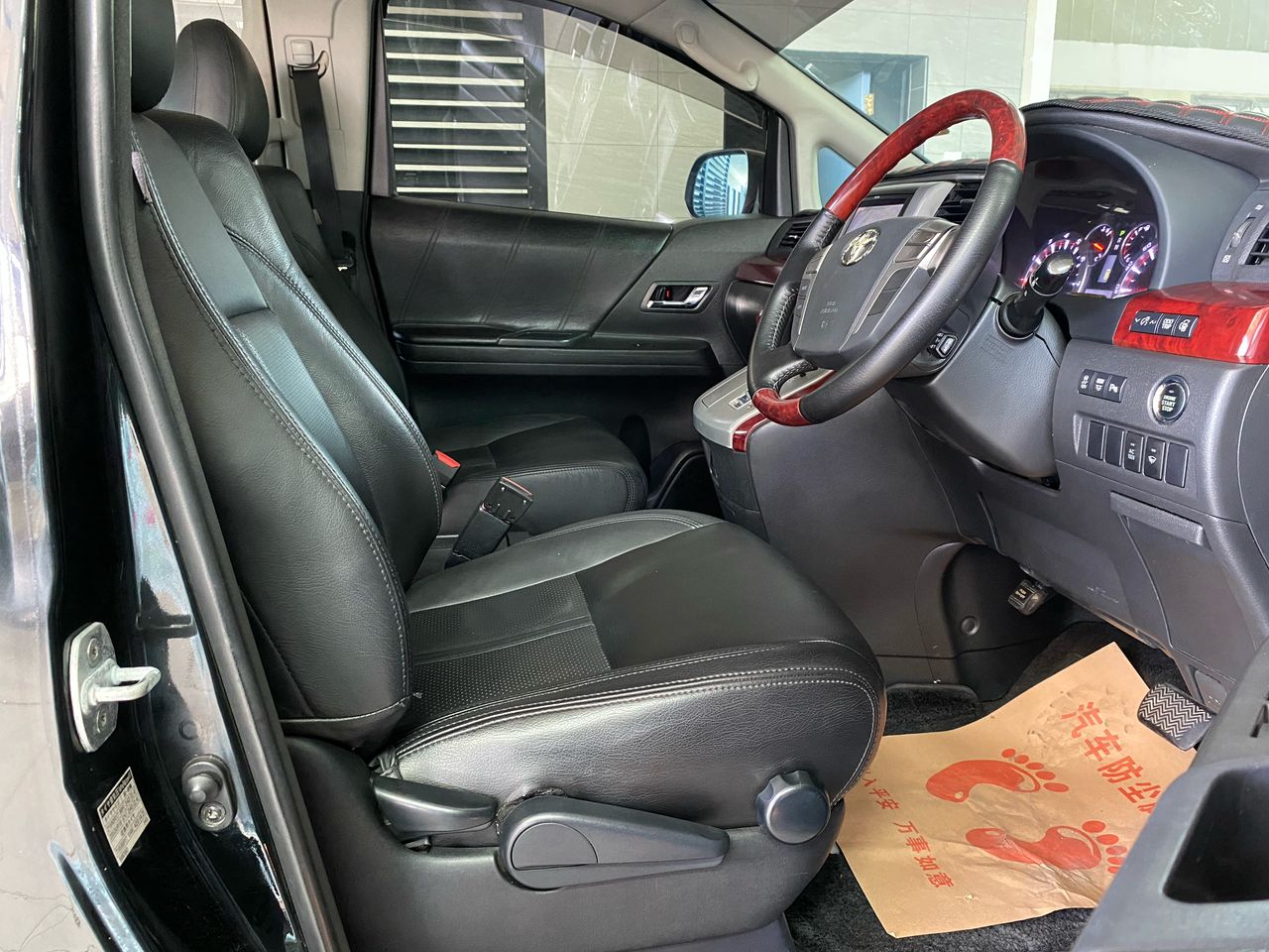 VHW161 TOYOTA VELLFIRE 2.4 (A)