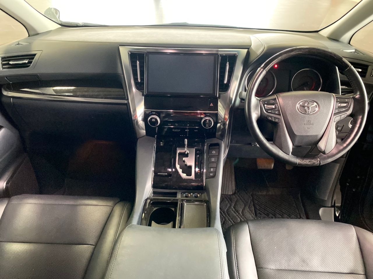 TOYOTA VELLFIRE ZG
