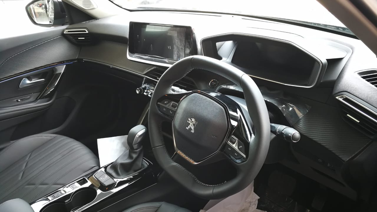 NEW PEUGEOT 2008