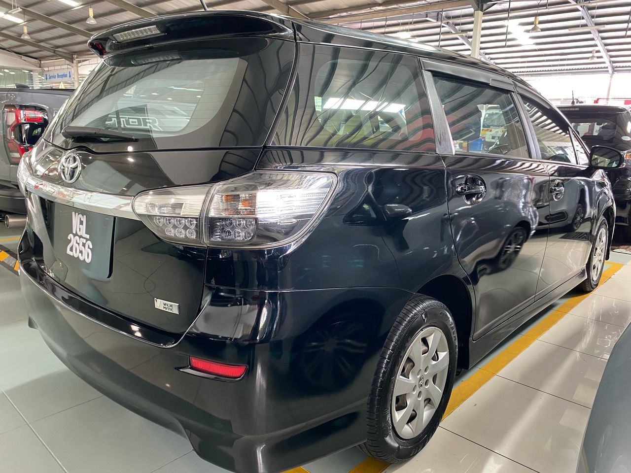 VGL2656 TOYOTA WISH 1.8X 4WD
