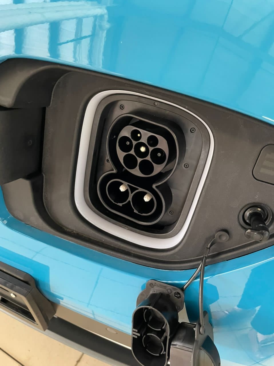 U1155 HYUNDAI KONA EV