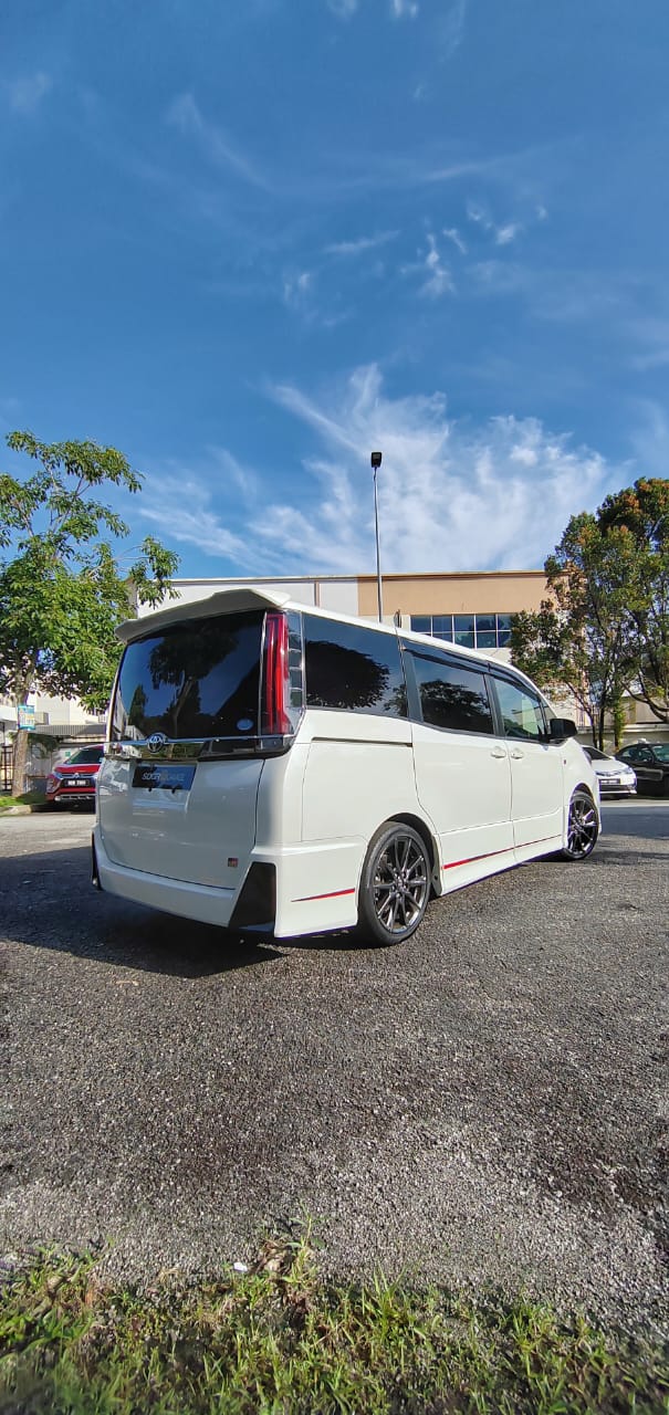 UNREGISTER TOYOTA NOAH SI GR SPORT