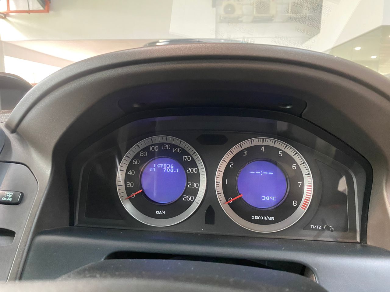 WSV383 VOLVO XC60 T6 AWD