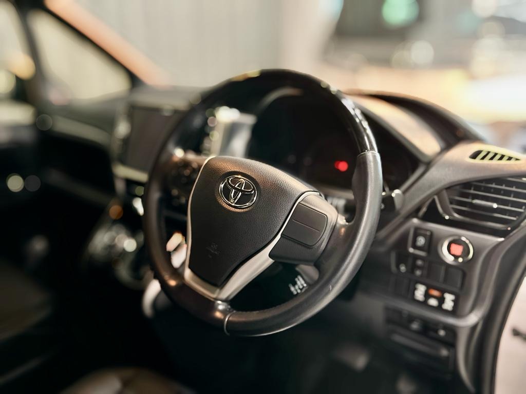 UNREGISTER TOYOTA ESQUIRE 2.0