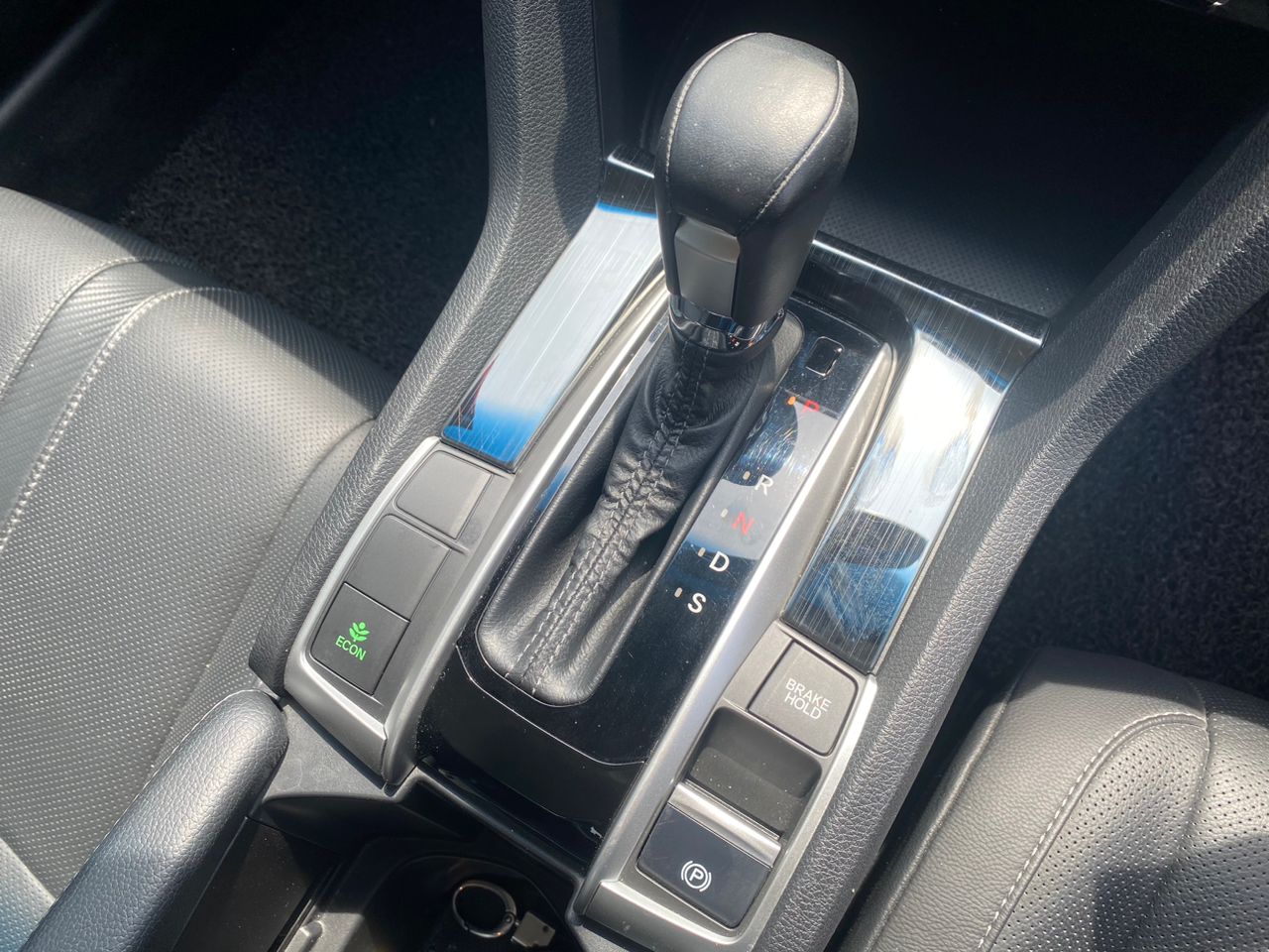 JTB966 HONDA CIVIC 1.5 TC-P