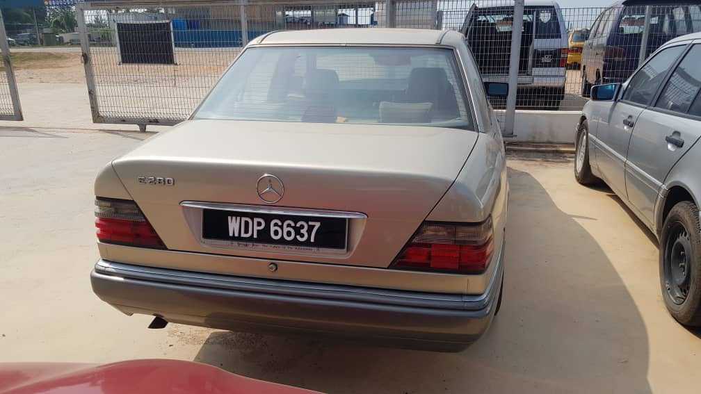 Mercedes Benz E280