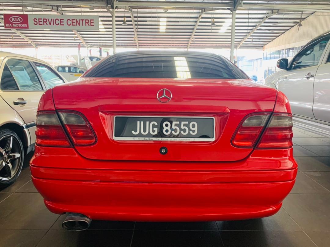 MERCEDES BENZ CLK230