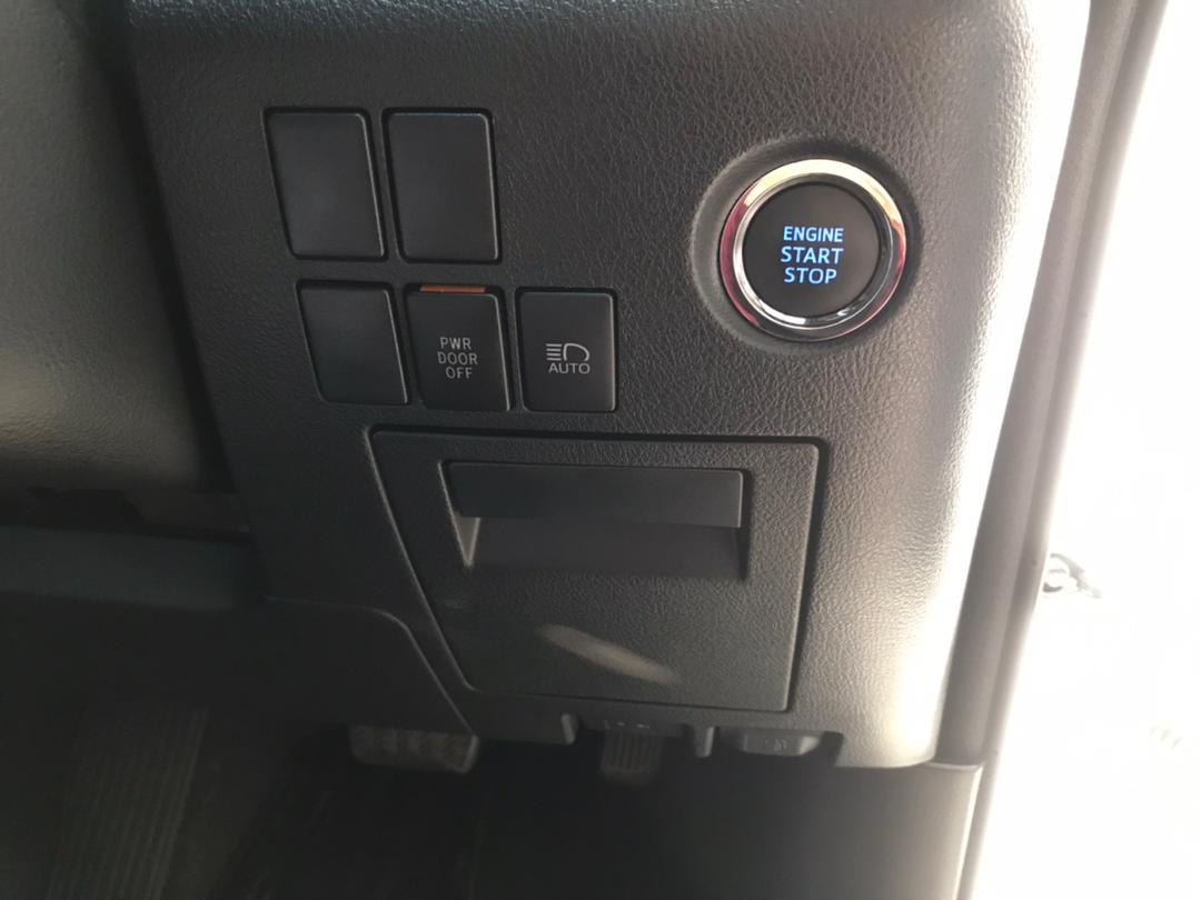 Unregister Toyota Alphard 2.5 SC