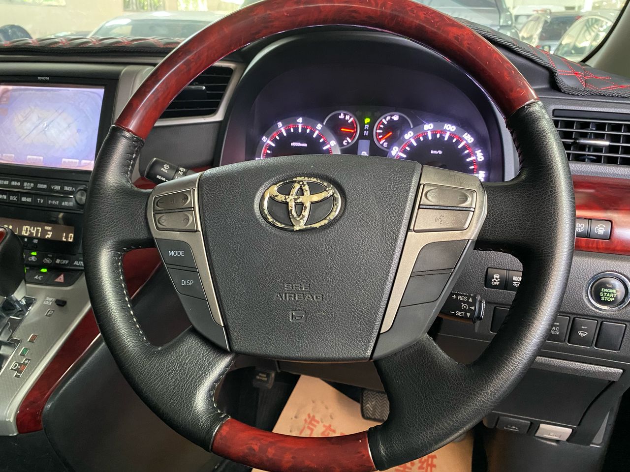 VHW161 TOYOTA VELLFIRE 2.4 (A)