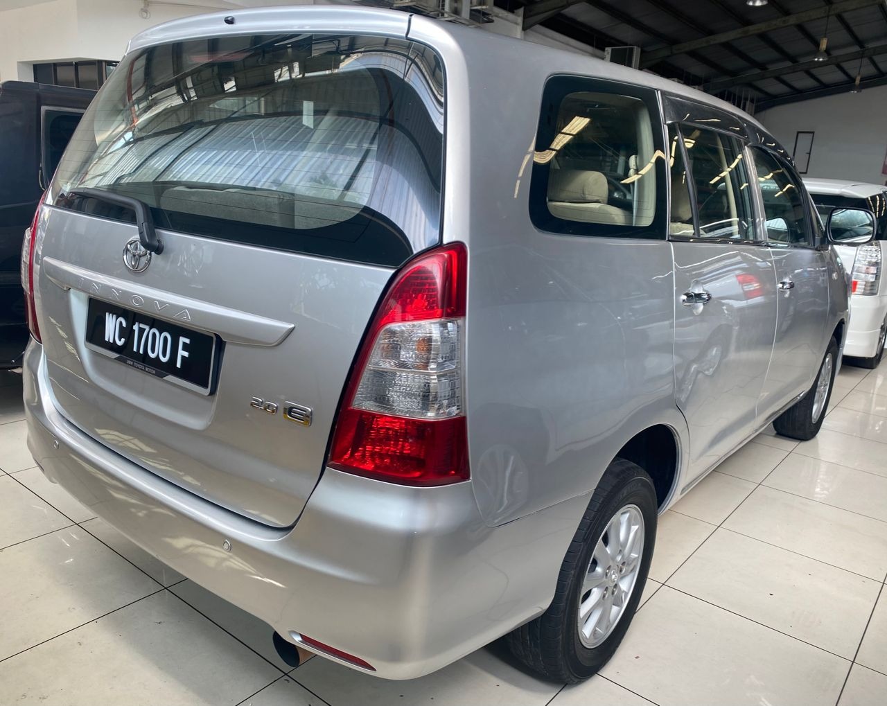 WC1700F TOYOTA INNOVA 2.0E (M)