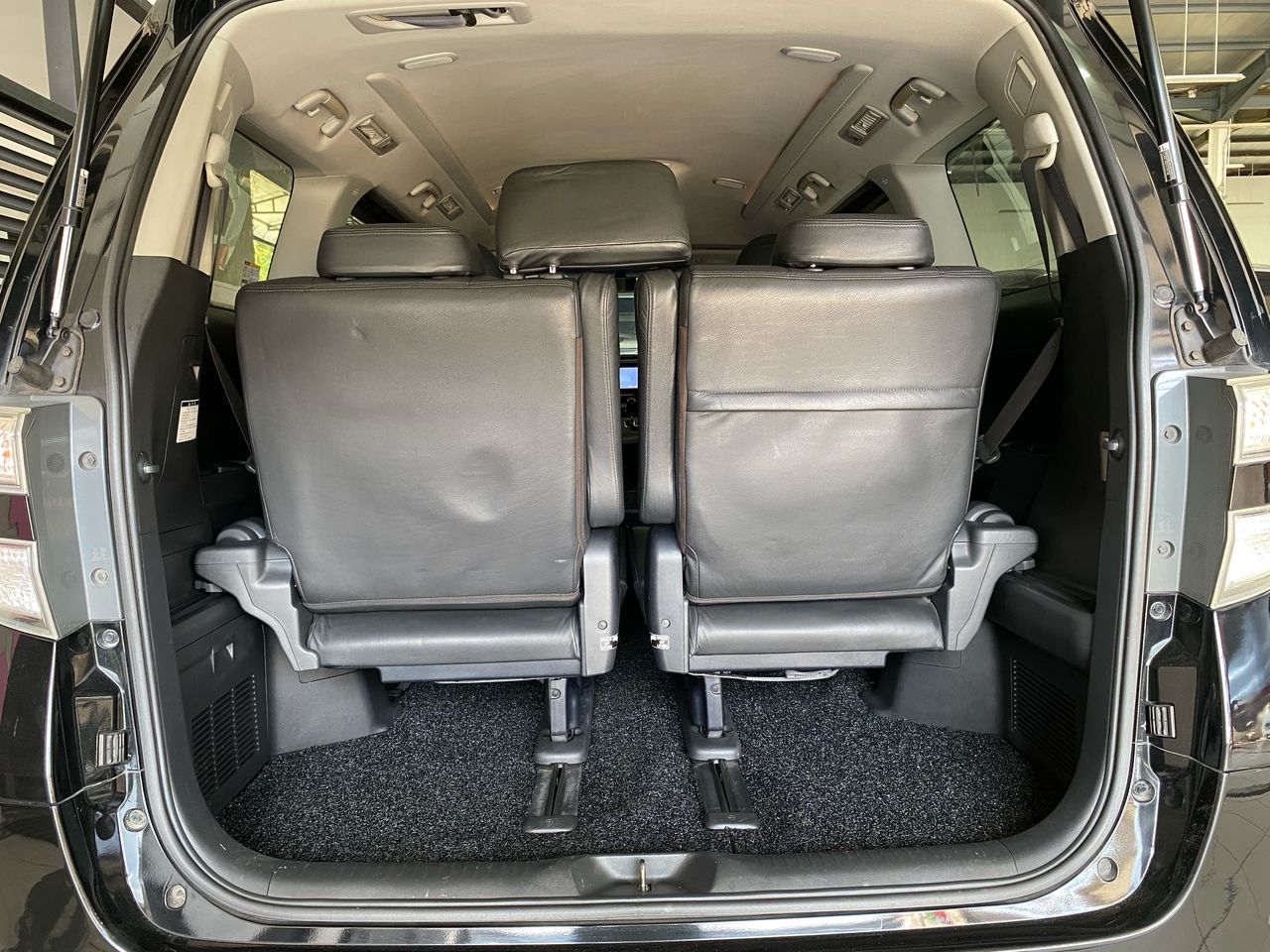 VHW161 TOYOTA VELLFIRE 2.4 (A)