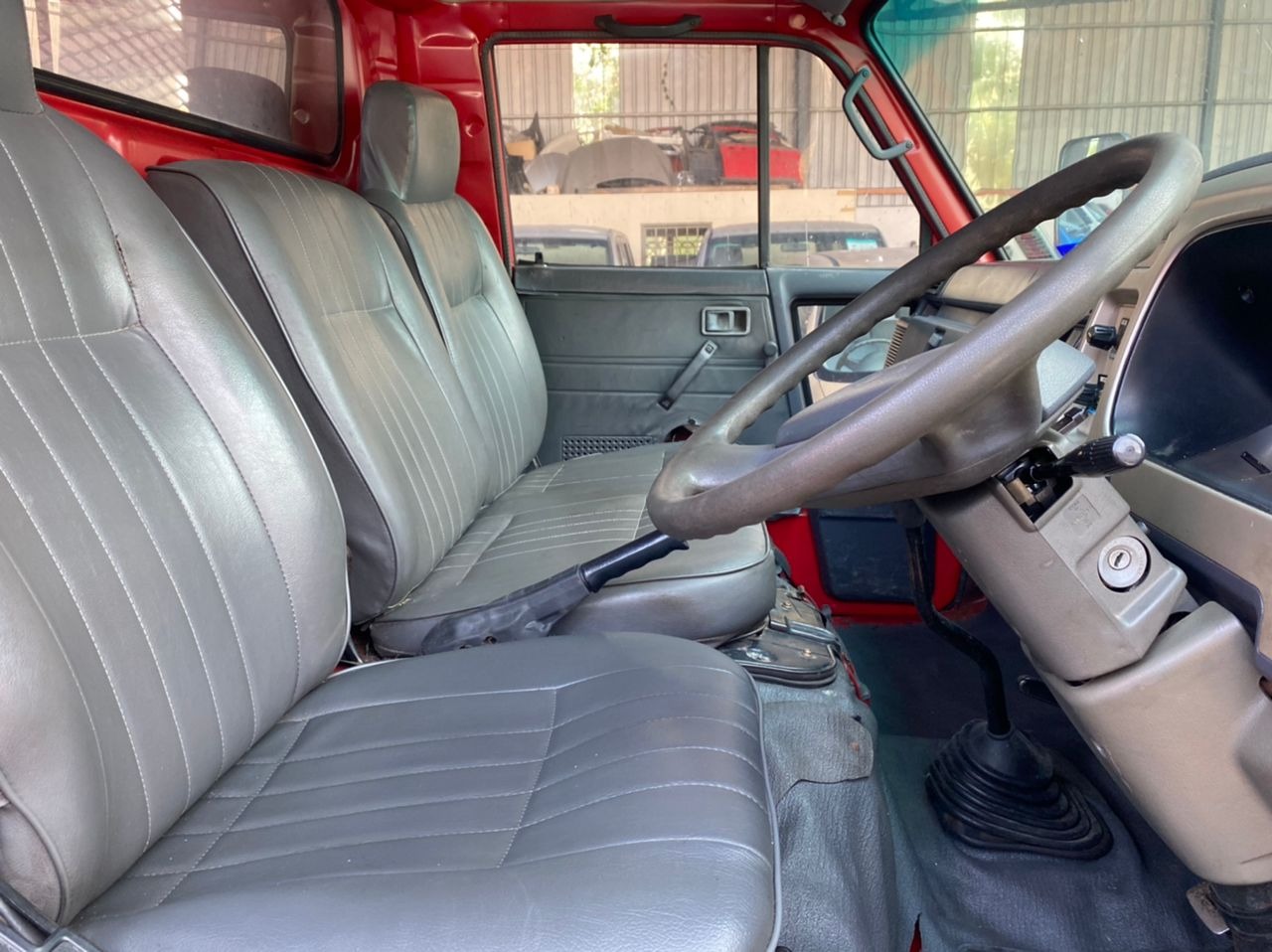 DAIHATSU LORRY 17 1/2 KAKI