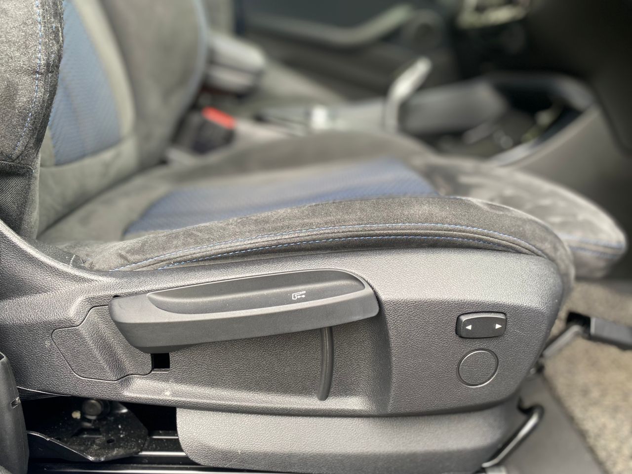 JVY2233 BMW X2 20i M Sport