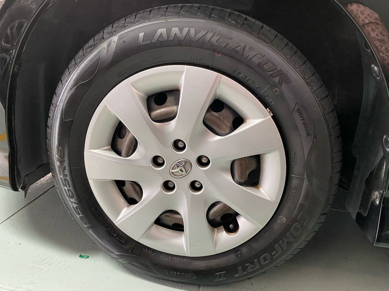 VGL2656 TOYOTA WISH 1.8X 4WD