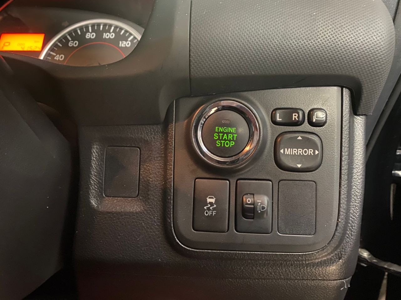 (JCU777) WITHOUT NO TOYOTA WISH 1.8X