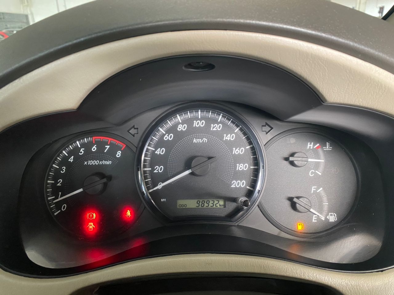 WC4900F TOYOTA INNOVA 2.0E (M)