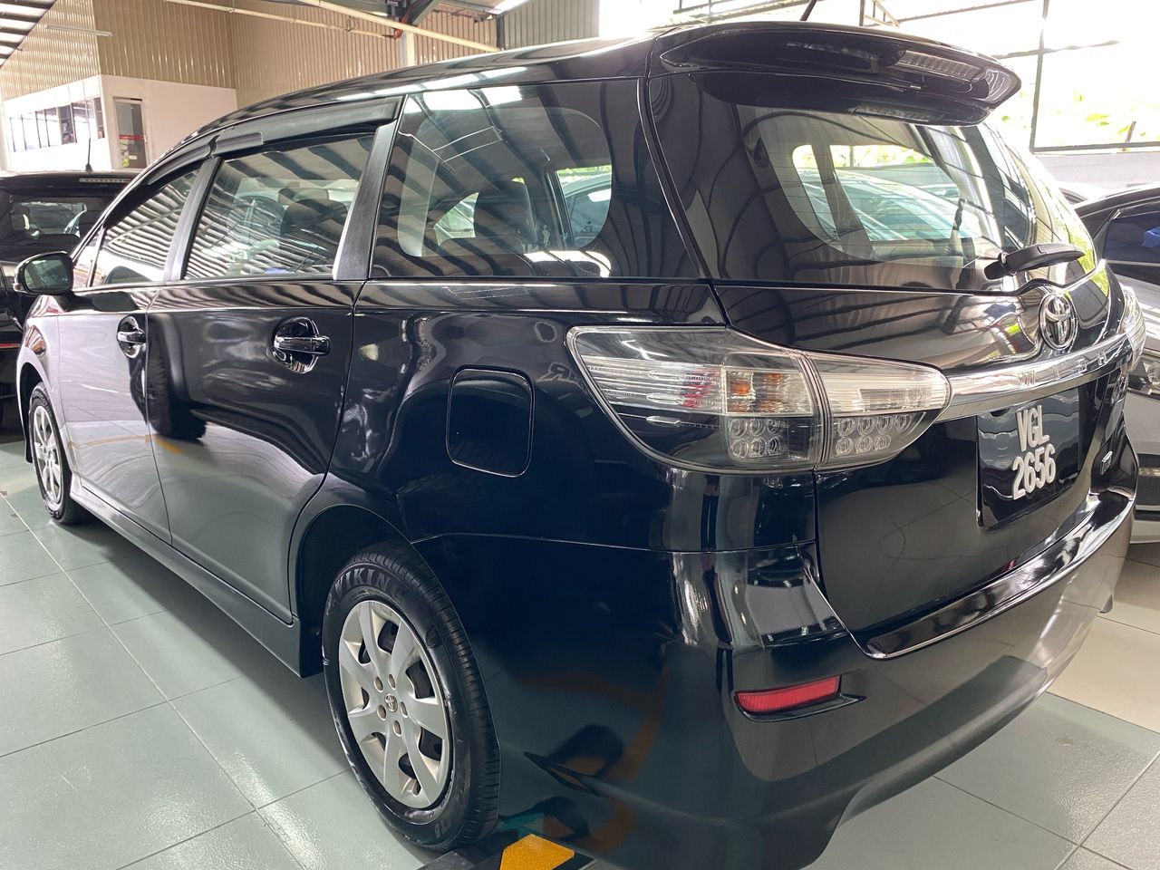 VGL2656 TOYOTA WISH 1.8X 4WD