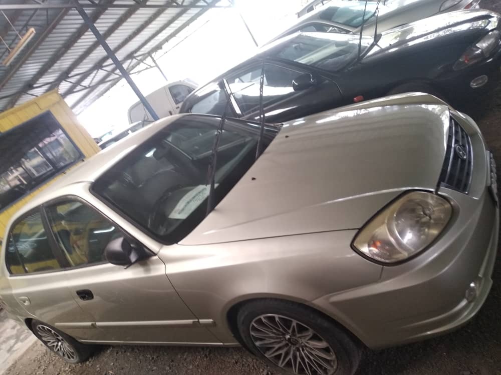 Hyundai accent